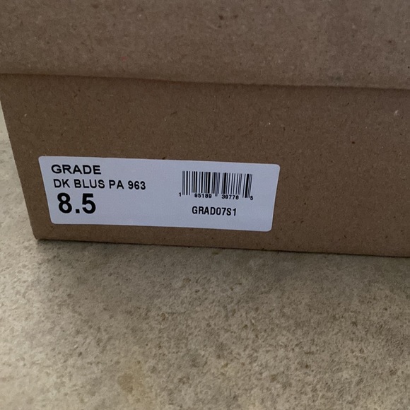 Brand New Steve Madden Blush Heel - Picture 4 of 4